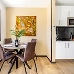 Casa Lola - Renovated Apt Close To Center And Beach