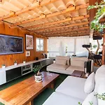 Friends\'Bed-Room In Quiet Montain - Swimming Pool, Jacuzzi, Tv Outdoor - La Lezardiere