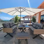 Villa De Lujo Con Piscina Climatizada