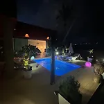 Villa Cooper