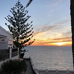 Deluxe Seaview-Sunsets !Transfe-R Inc! Pool,2Aircond,2Tv65\