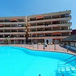 Pool view accommodation in Playa del Ingles