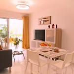 Aida 111 - Apartamento Con Vistas Al Jardin Y Cerca Del Mar