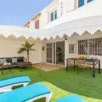 Canarian Holiday Home - Yucatan Coastal Hideaway