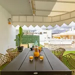 Canarian Holiday Home - Yucatan Coastal Hideaway