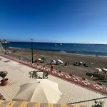 Acogedor estudio con vistas al mar by iRent Today