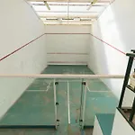 5Br House - Pool & Parking - Tennis Court