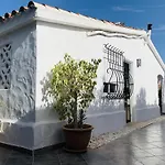 Deluxe Los Porches - By Gestion Vacacional Canarias