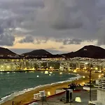 Las Palmas People - Isleta