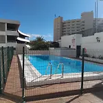 Tirma Red Apartment