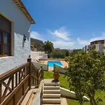 Casa Rural La Montaneta