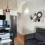 Capri Bungalow M Hermosa