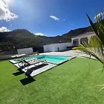 Villa Mariola