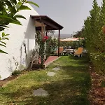 Lovely Bungalow With Parking
