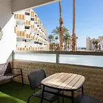Lenas Modern Apartment