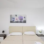 Bungalow Sun Club deluxe playa del inglés terraza y piscina