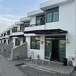 Sonnige, Neu Renovierte Ferienwohnung Casa Las Fresas