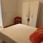 Casa Serafin Y Aurelia