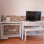 Casita De Gatas Olia