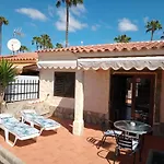 Casita De Gatas Olia