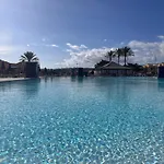Beach And Golf Holiday Home