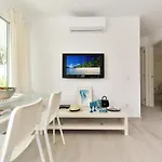Beach House with private pool in San Agustín ET2