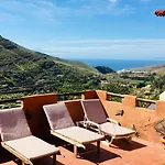 La Casa Del Valle