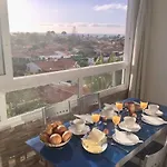 5 Min Walk From Yumbo! 417
