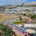 Apartment 100 Meters From Puerto Rico Beach