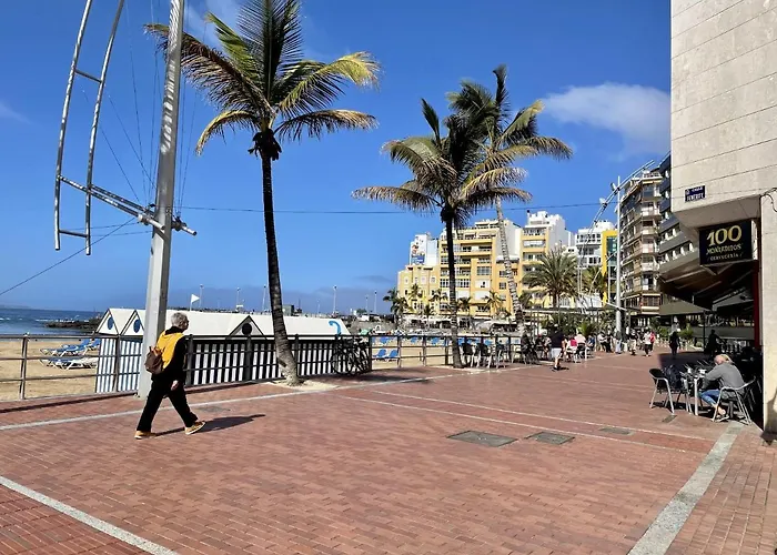 Homeforguest Listen To The Waves By Las Canteras