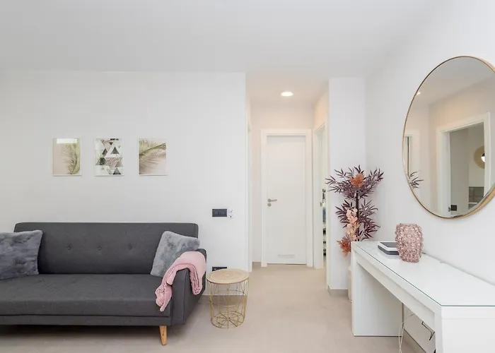 2Br New Pretty Home Next To Las Canteras Beach