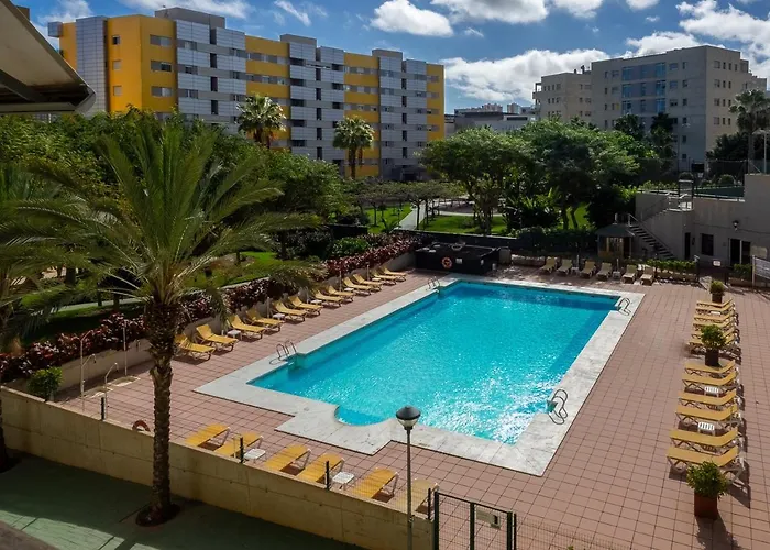 Apartment Abora Garden With Terrace, Pool, Extensive Gardens And Free Parking