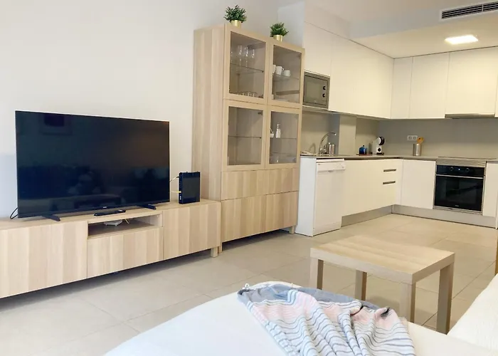 Stylish Family Flat By Canary365