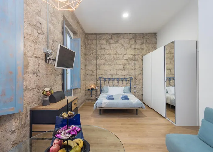 Triana Cool Studio