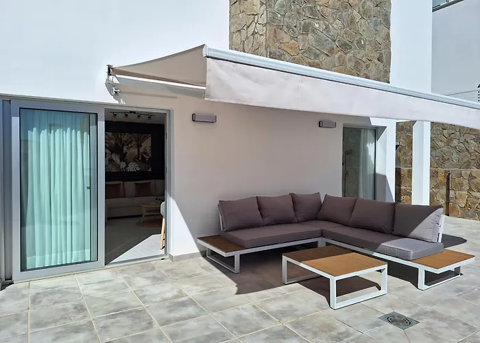 Malibu Mogan Secret Pool Villa - Piscina Privada Y Climatizada - Exclusive Heated Pool