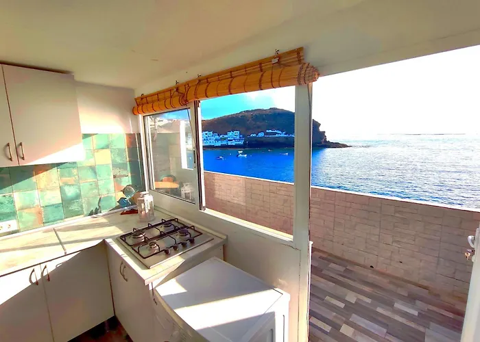 Eolo Oceanfront