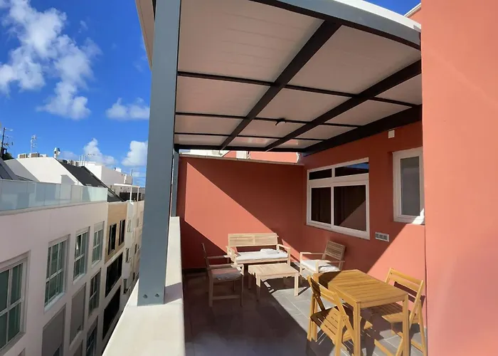 Las Canteras Ático con terraza de 16m2 Rosamar
