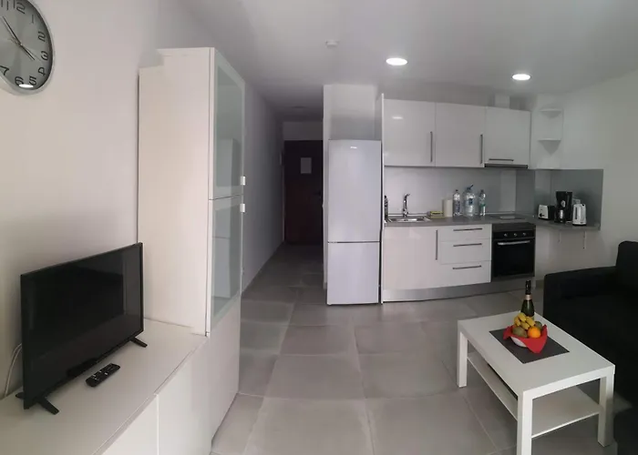 Modernes Apartment Mit Poolblick In Top-Lage Von Playa Del Ingles