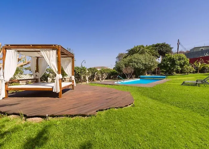 Villa With Pool And Sea Views In Banana Plantation