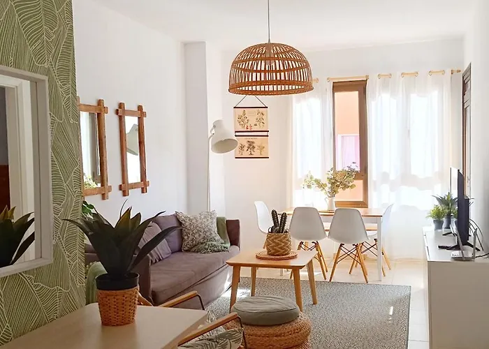 Beach Apartment +3Bed +2Bath +Wifi