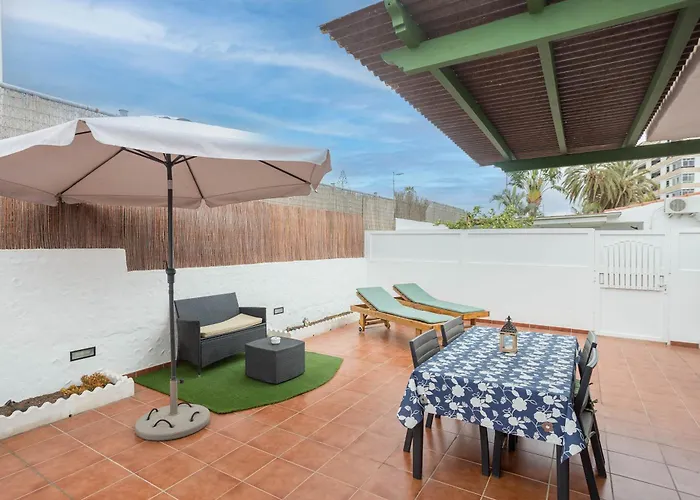 Private Chill-Out Terrace Bungalow - Pool