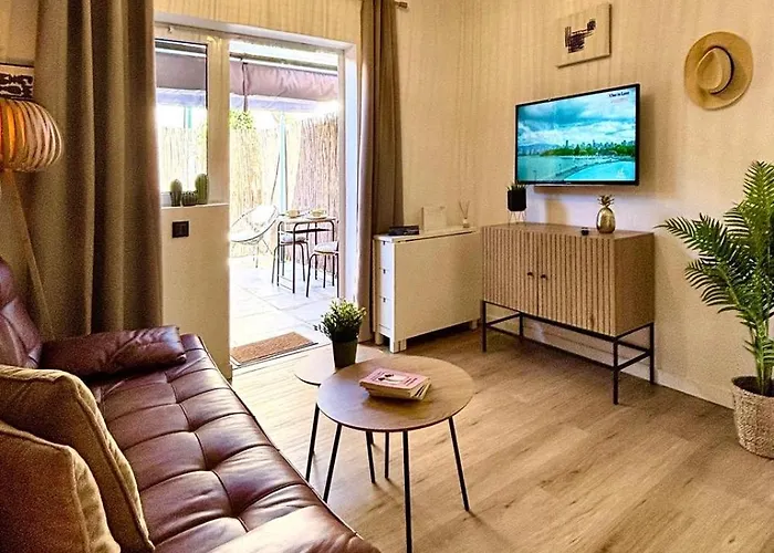 Cosy Green Oasis Bungalow