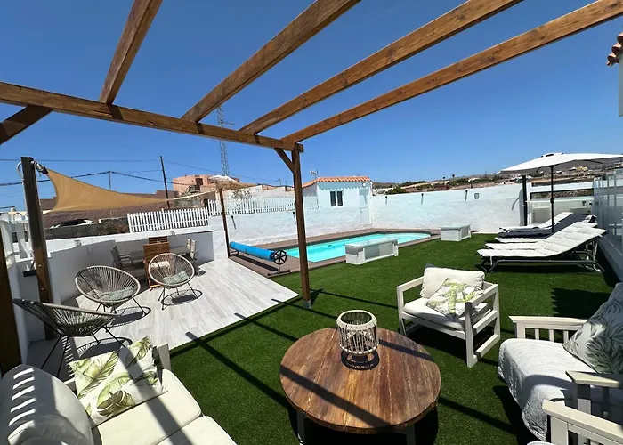 Private Pool, Parking, Bbq In The South Of Gc