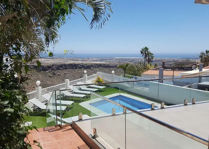 Holiday Home Villa Fonzie Montana La Data