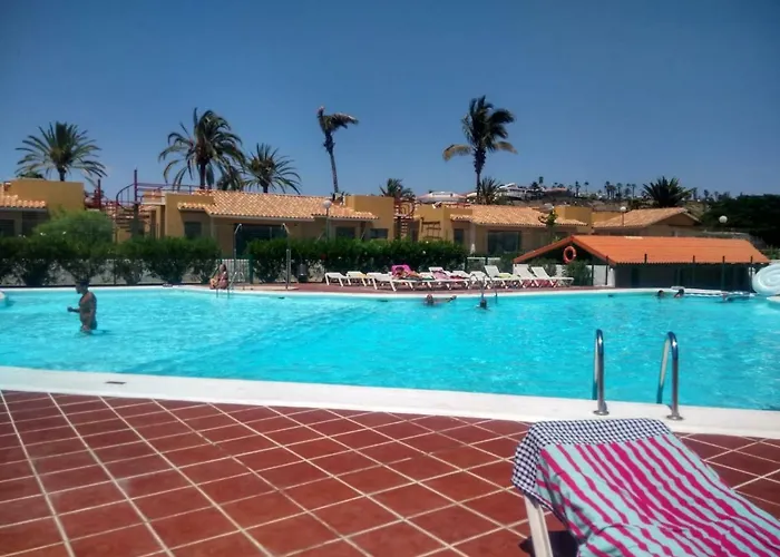 Relax Bungalows