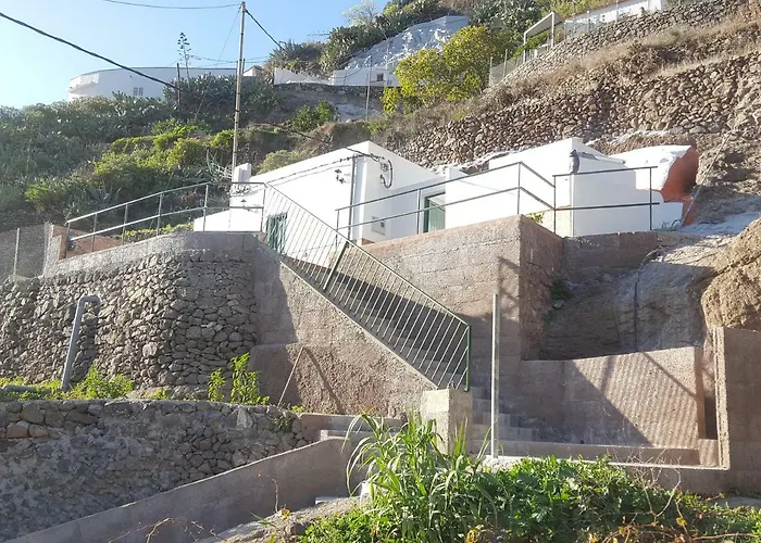 Casa Cueva Juncalillo Garden