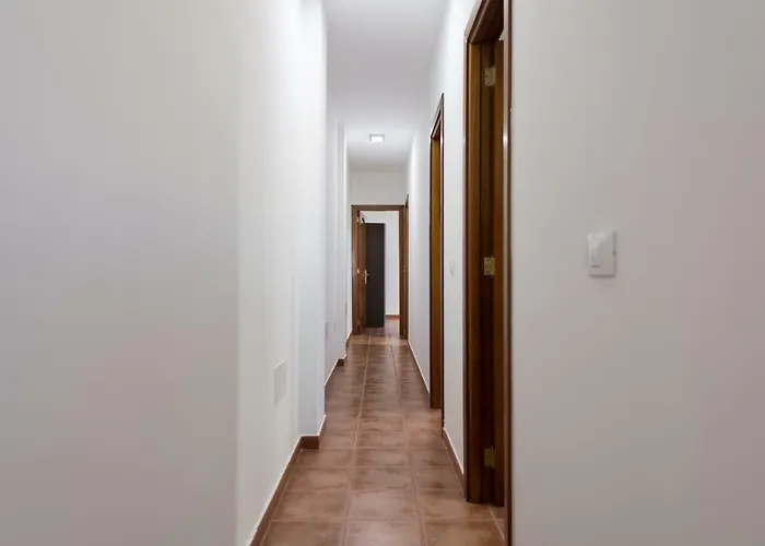 La Madera - Urban Home Near The Airport - Wifi