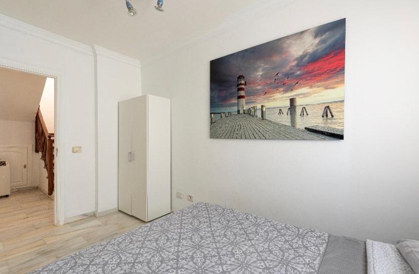 San Agustin 9 Per Near Beach Villa Castillo del Romeral