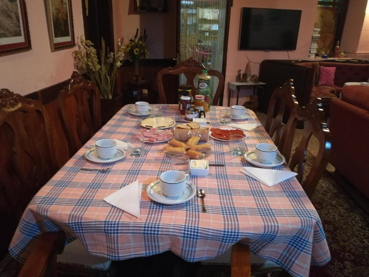 Alloggio in famiglia Residencia Conejos - Bike & Motorbike *