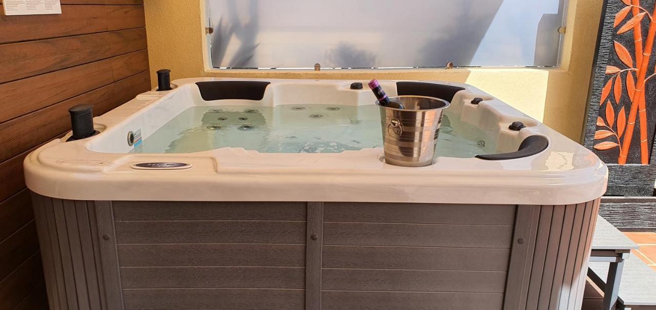 Beautiful Duplex With Jacuzzi Casa vacanze *